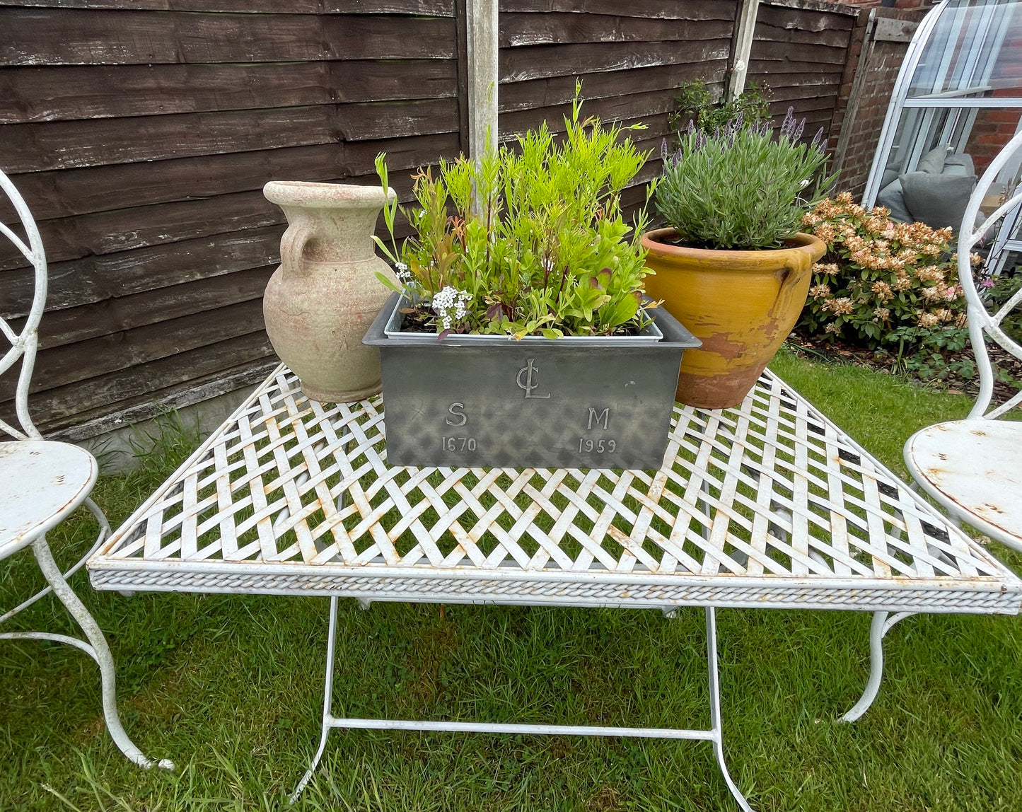 Vintage English Lead Planter | Commemorative Garden Trough | 1670–1959 Heraldic Style