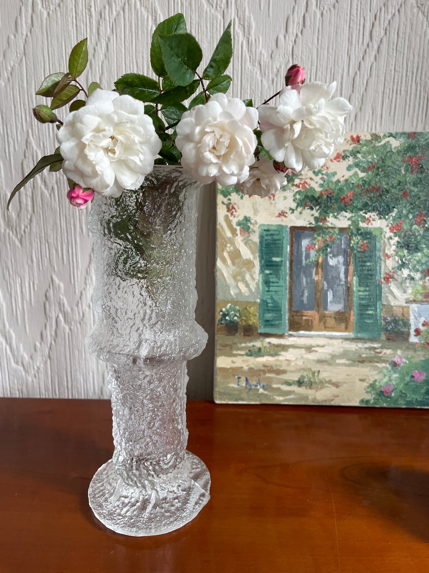 Iittala Nardus Vase. Timo Sarpaneva. 1960’s Hand blown Art Glass. Finland Iittala Art Glass. Designed by Timo Sarpaneva from Finland