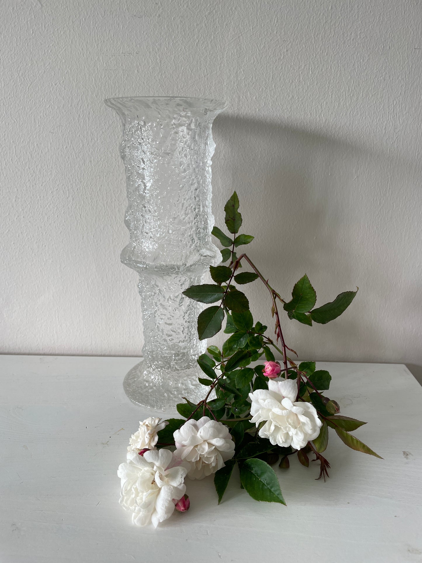Iittala Nardus Vase. Timo Sarpaneva. 1960’s Hand blown Art Glass. Finland Iittala Art Glass. Designed by Timo Sarpaneva from Finland
