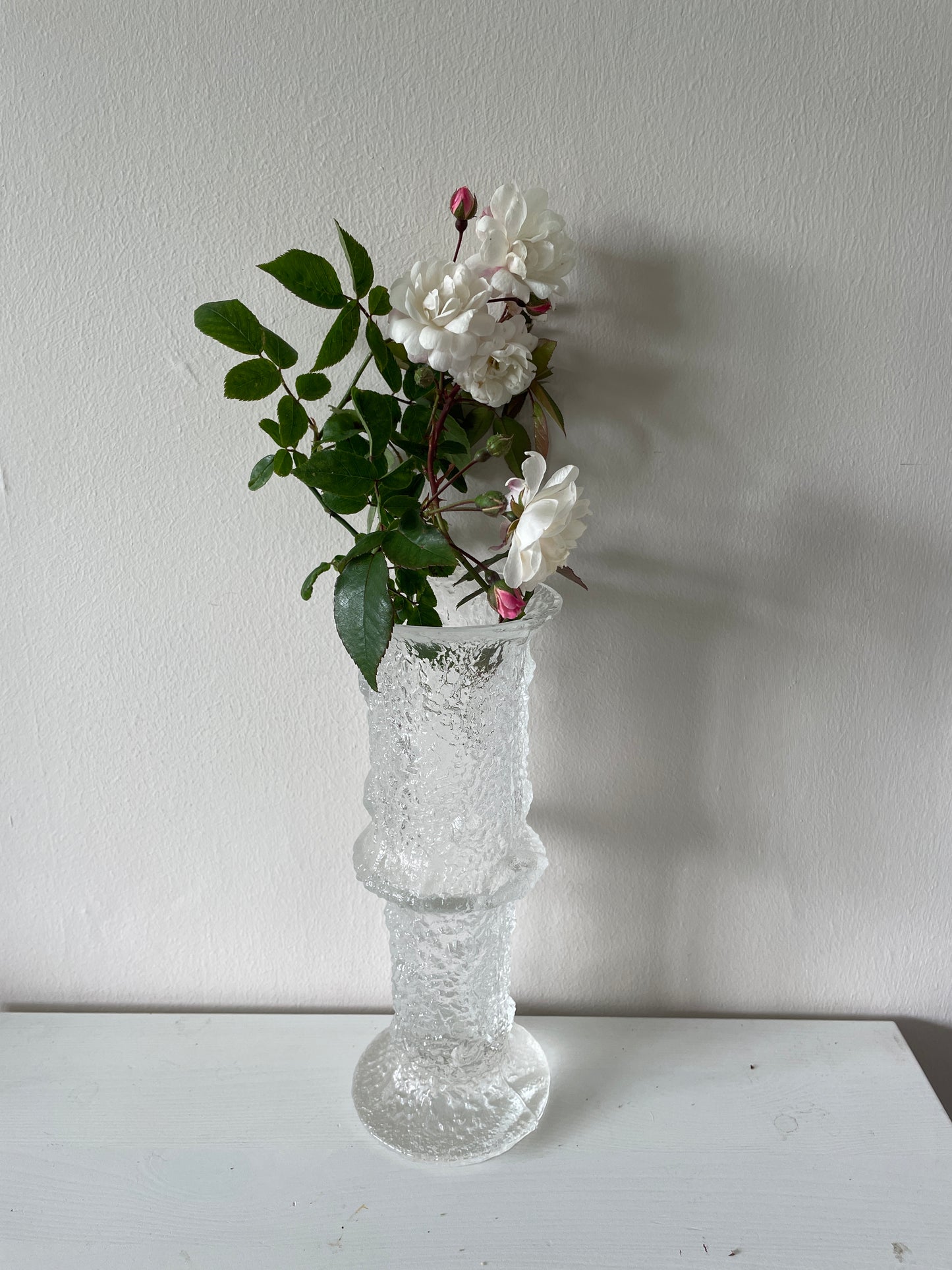 Iittala Nardus Vase. Timo Sarpaneva. 1960’s Hand blown Art Glass. Finland Iittala Art Glass. Designed by Timo Sarpaneva from Finland