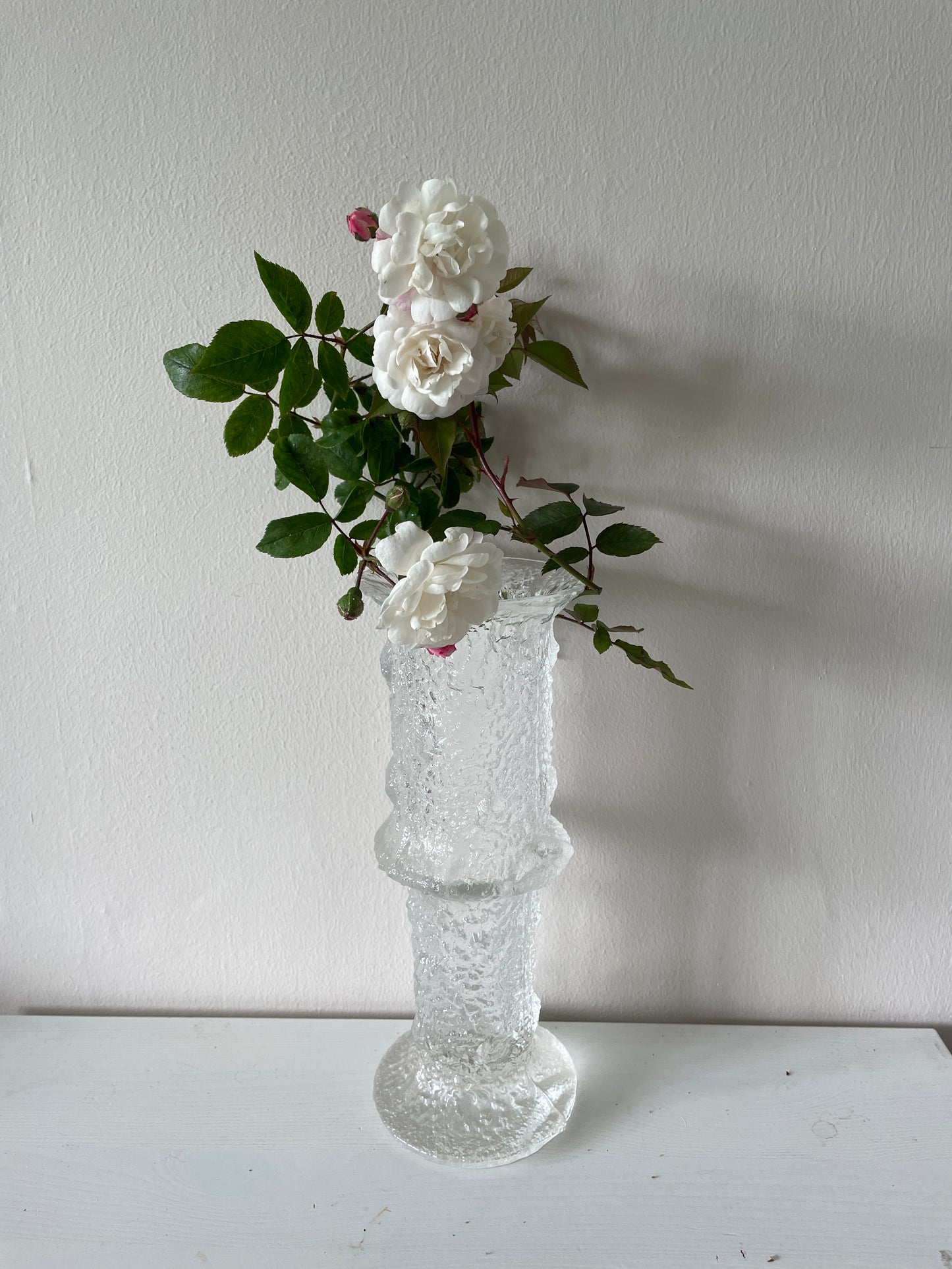 Iittala Nardus Vase. Timo Sarpaneva. 1960’s Hand blown Art Glass. Finland Iittala Art Glass. Designed by Timo Sarpaneva from Finland