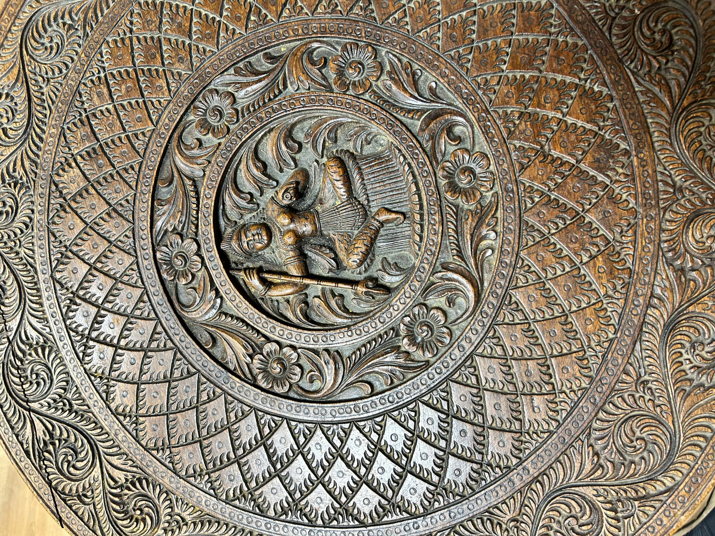 Anglo Indian Carved Circular Table With Elephant Head Legs Beautiful Colour Side Table