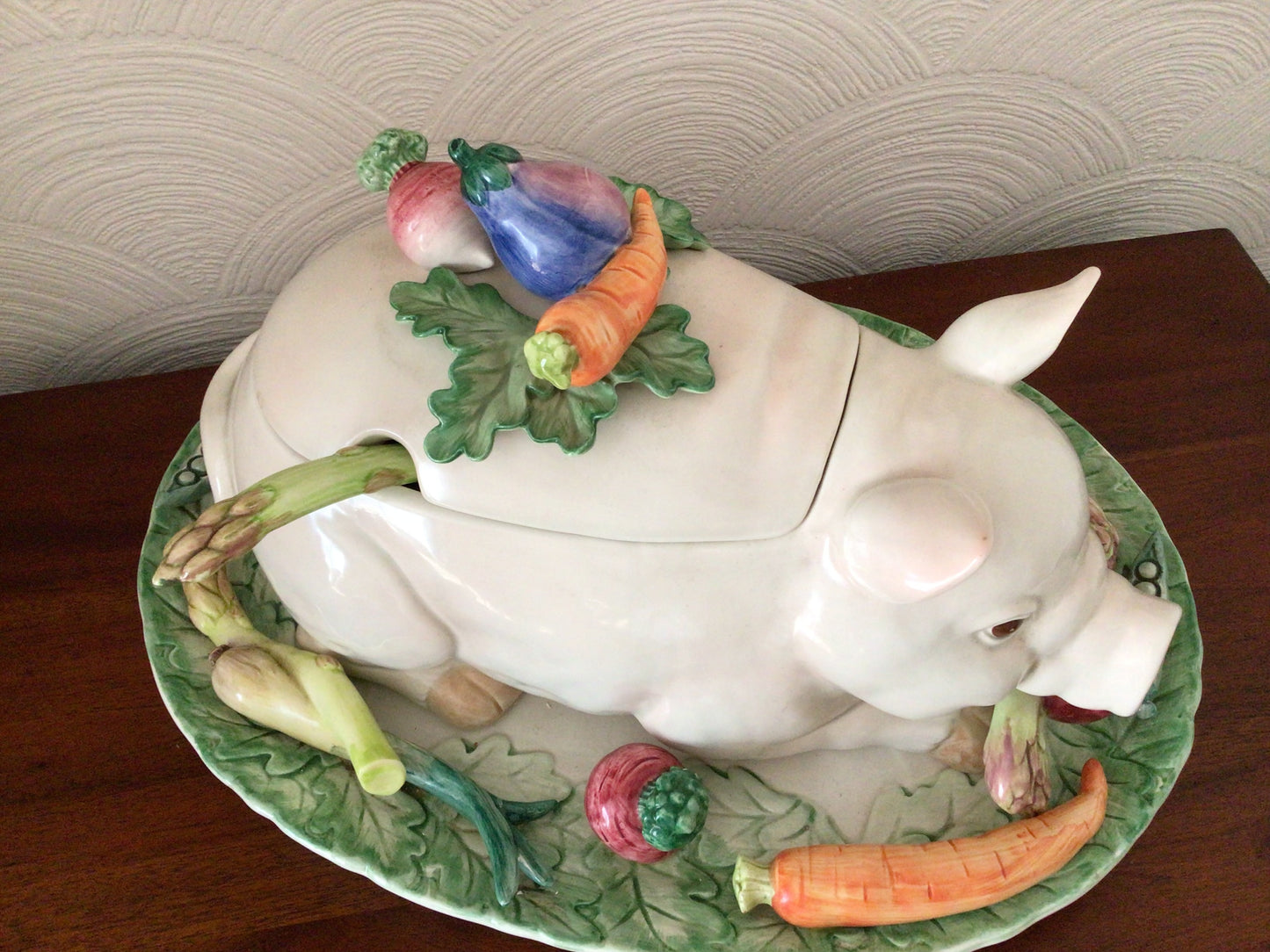 Fitz And Floyd 21st century, French Market, Pig soup Tureen + Platter + Spoon