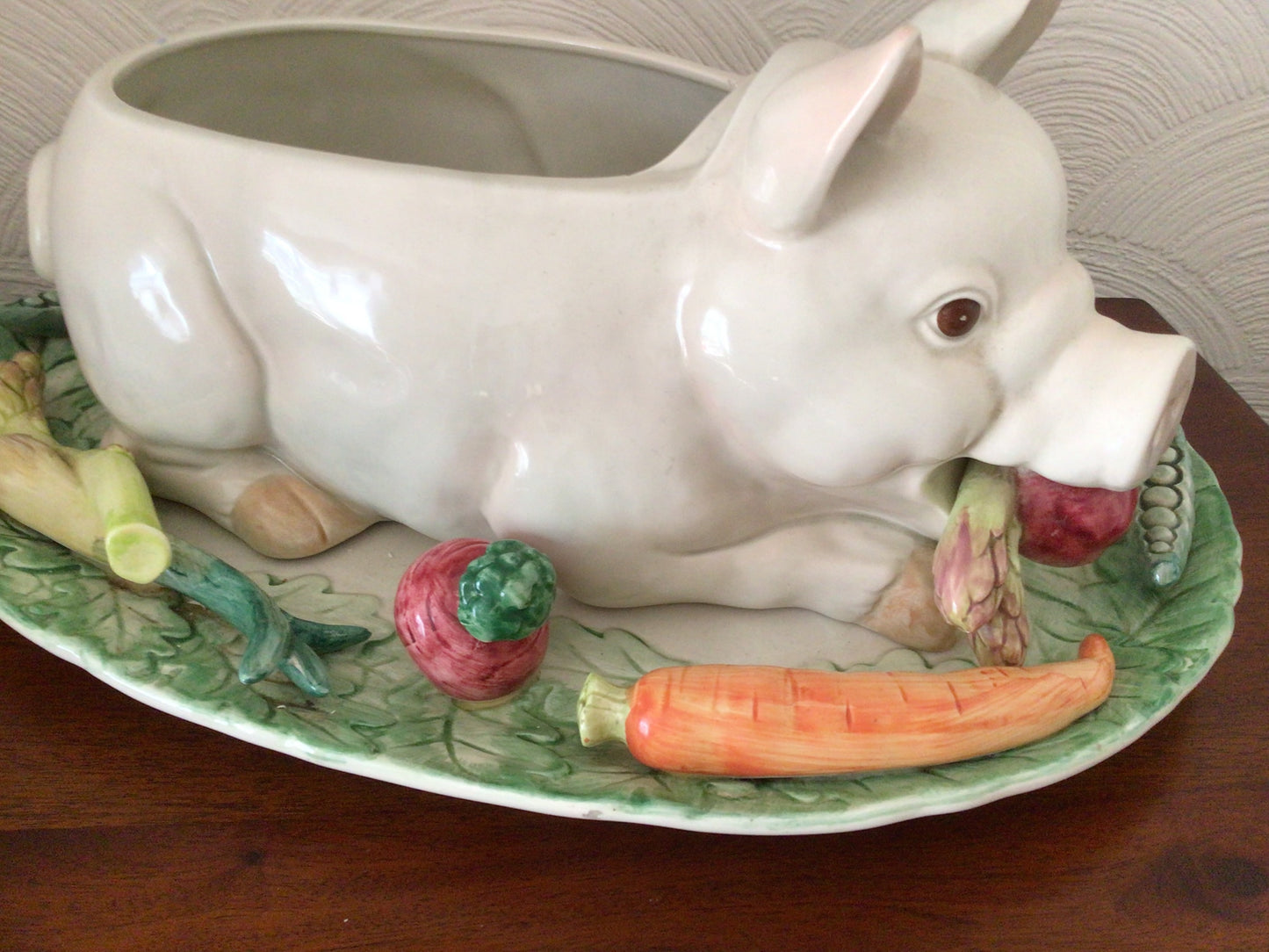 Fitz And Floyd 21st century, French Market, Pig soup Tureen + Platter + Spoon