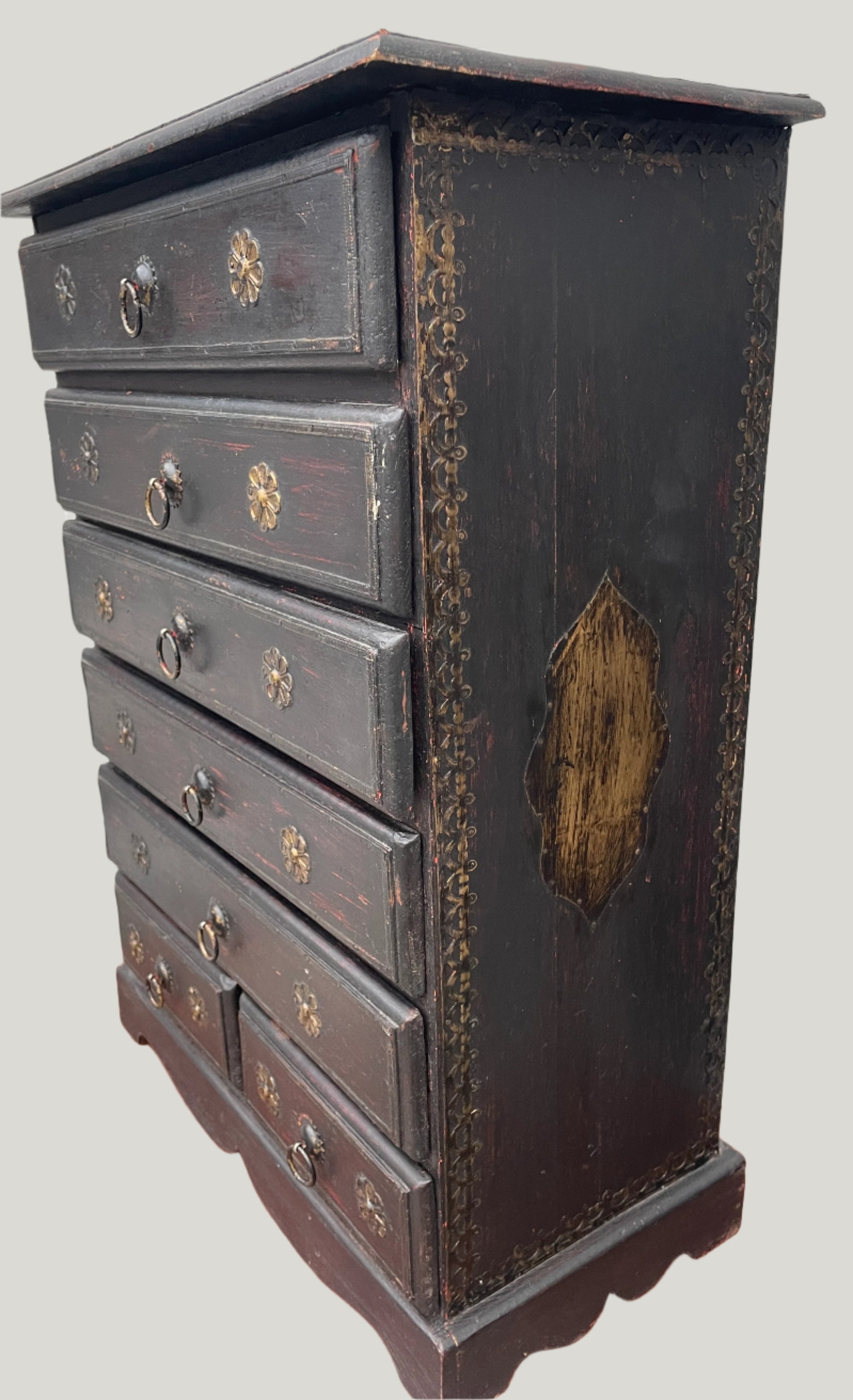 Indian chest of drawers, small table top chest of drawers